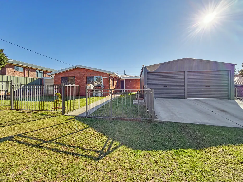 Comfortable Family Home with Large Powered Shed