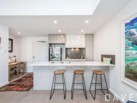 North Beach 1 Bedroom Stylish, Spacious & Secure