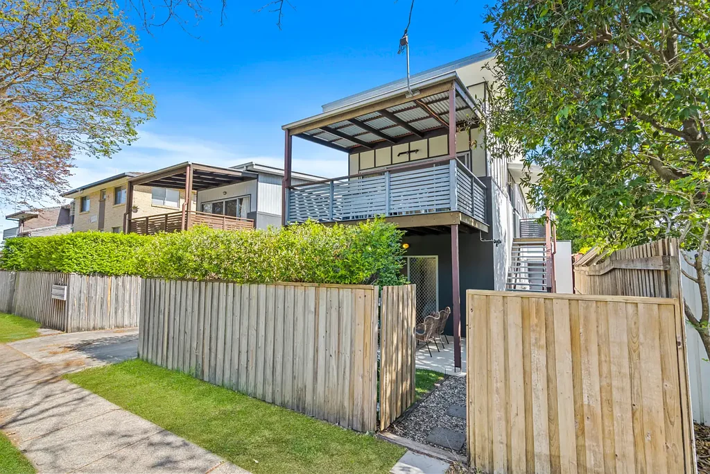 2/39 Waldheim Street, Annerley, QLD 4103