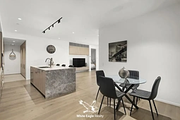 102/163 Victoria Road, Camberwell