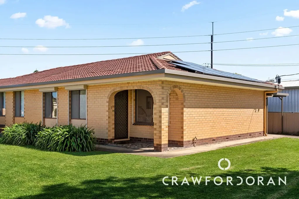 Croydon Park 2બેડરૂમ A Pole-Positioned Unit with the City in its Palm