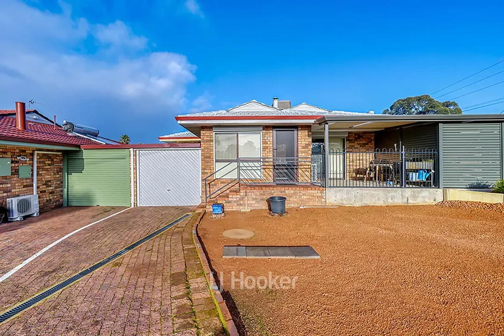 9A Crampton Street, Collie, WA 6225