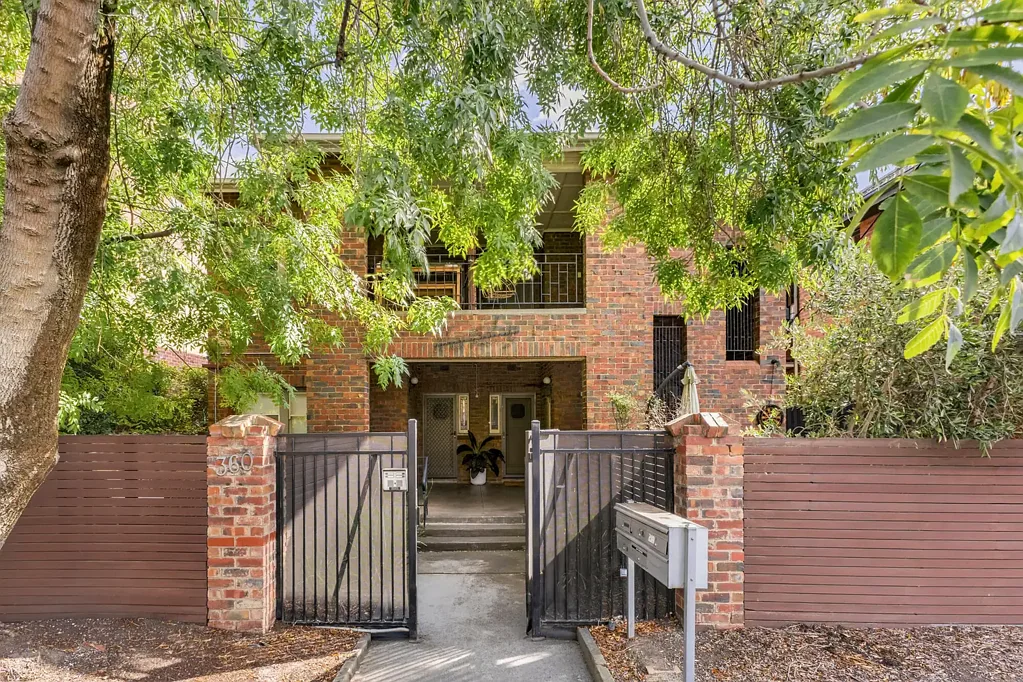 1/360 Carlisle Street, Balaclava, VIC 3183