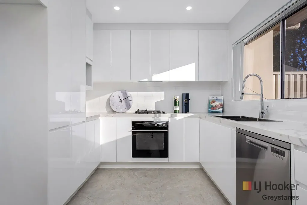 1-8/11 Fifth Avenue, Blacktown, NSW 2148