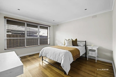 2/209 McBryde Street, Fawkner, VIC 3060, 3 Bedrooms, 1 Bathrooms, House