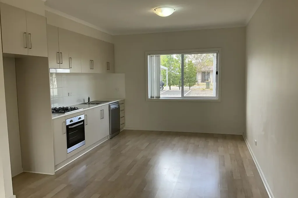 Largs North 2房  Secure, Low-Maintenance Property Investment Starts Here