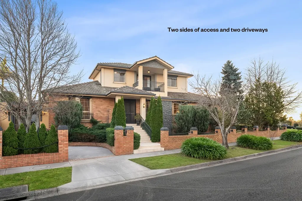Berwick 4 Slaapkamer Lifestyle Dream with Extravagant Entertaining.