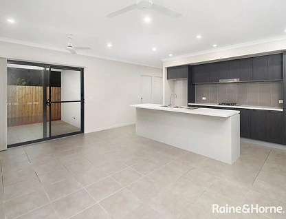 143 George Alexander Way, Coomera, Gold Coast, 4 कमरे, 2 बाथरूम, House