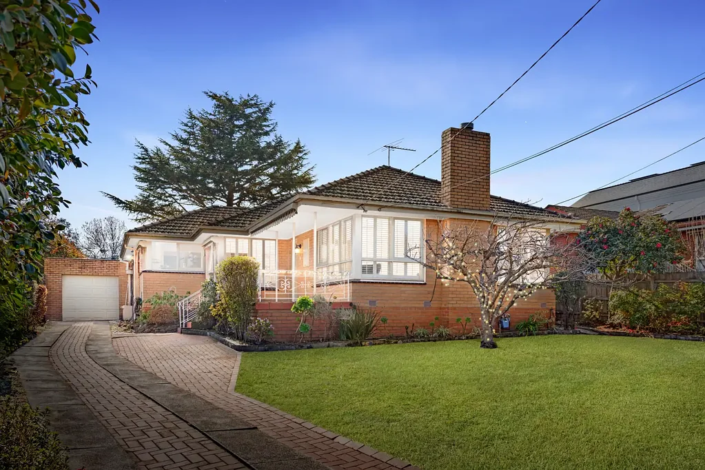 29 Larch Crescent, Mount Waverley, VIC 3149