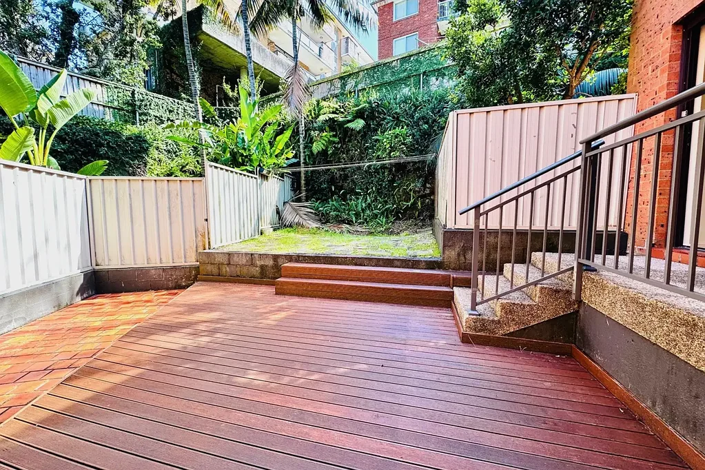 Townhouse with courtyard and 2 carspaces**1st Open Inspection Tuesday from 4.45-5pm**