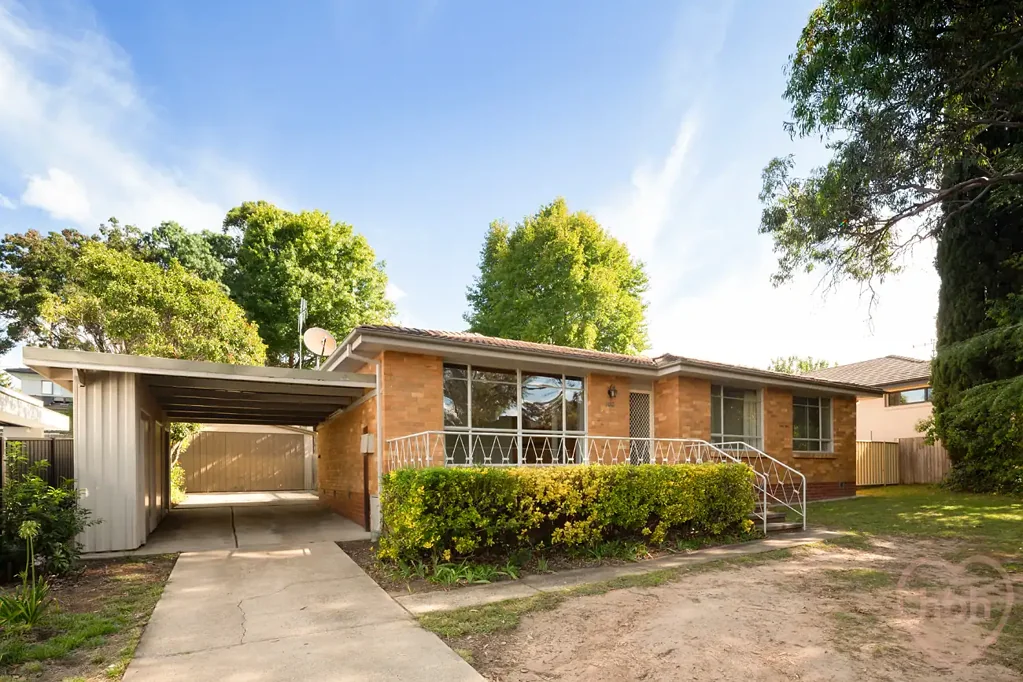 102 MacFarland Crescent, Pearce, ACT 2607