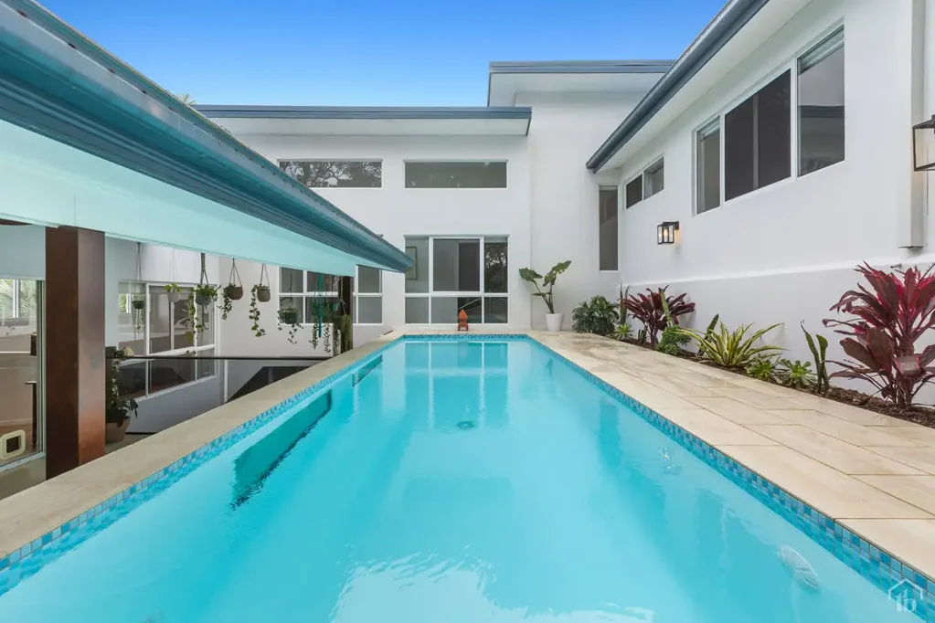 Banora Point 4chambre Masterpiece Amongst The Canopy