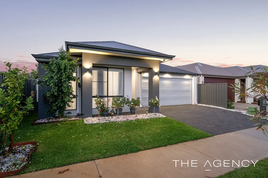 42 Aventurine Road, Treeby, WA 6164