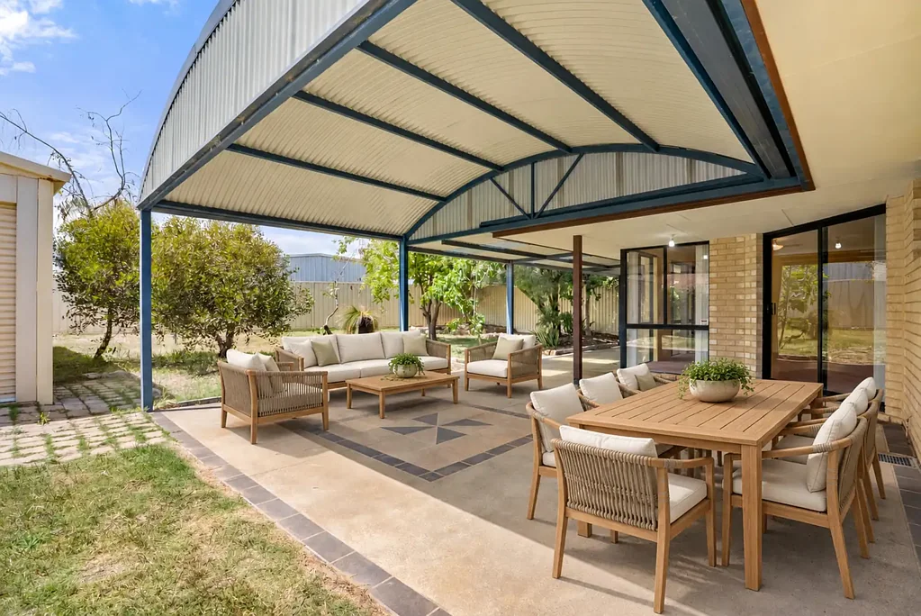 Port Kennedy 4 Bedroom A leafy cul-de-sac location with room to make it your own.