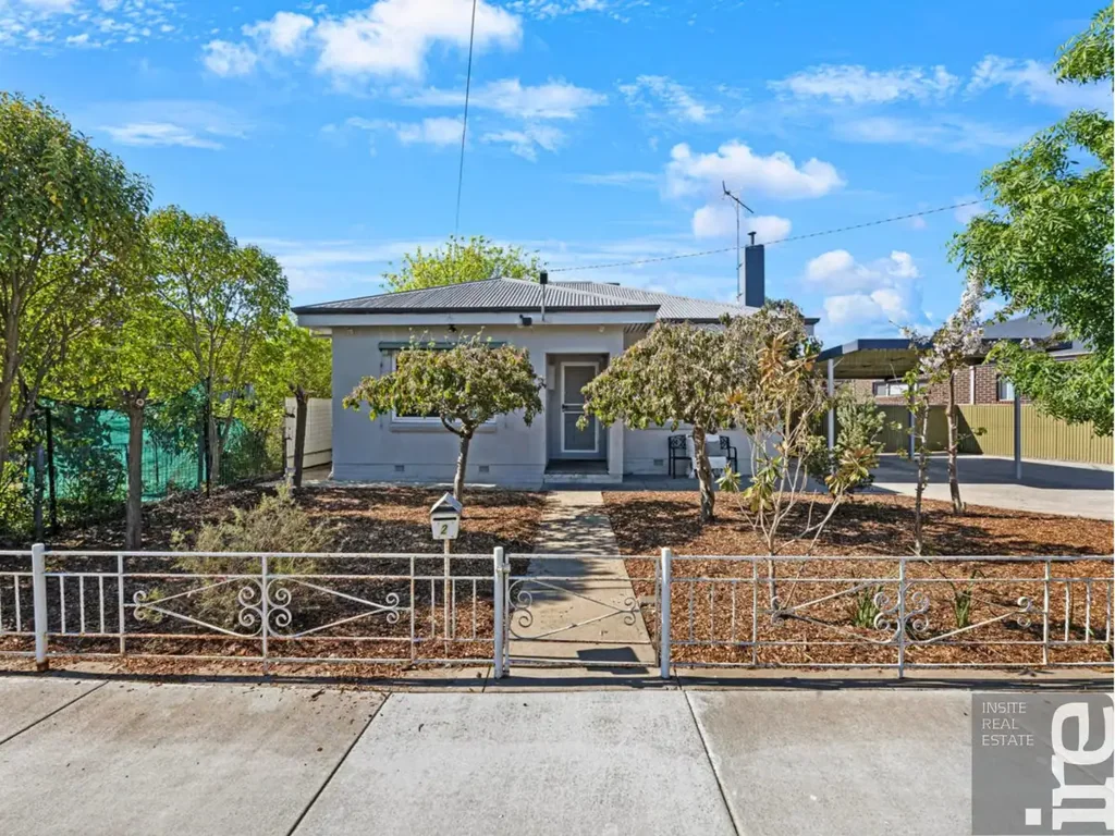 2 Kanana Crescent, Wangaratta, VIC 3677