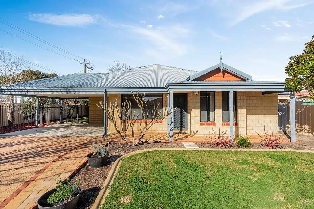 Midland 3 Slaapkamer Just Listed - Beautifully Presented Family Home in a Central Location