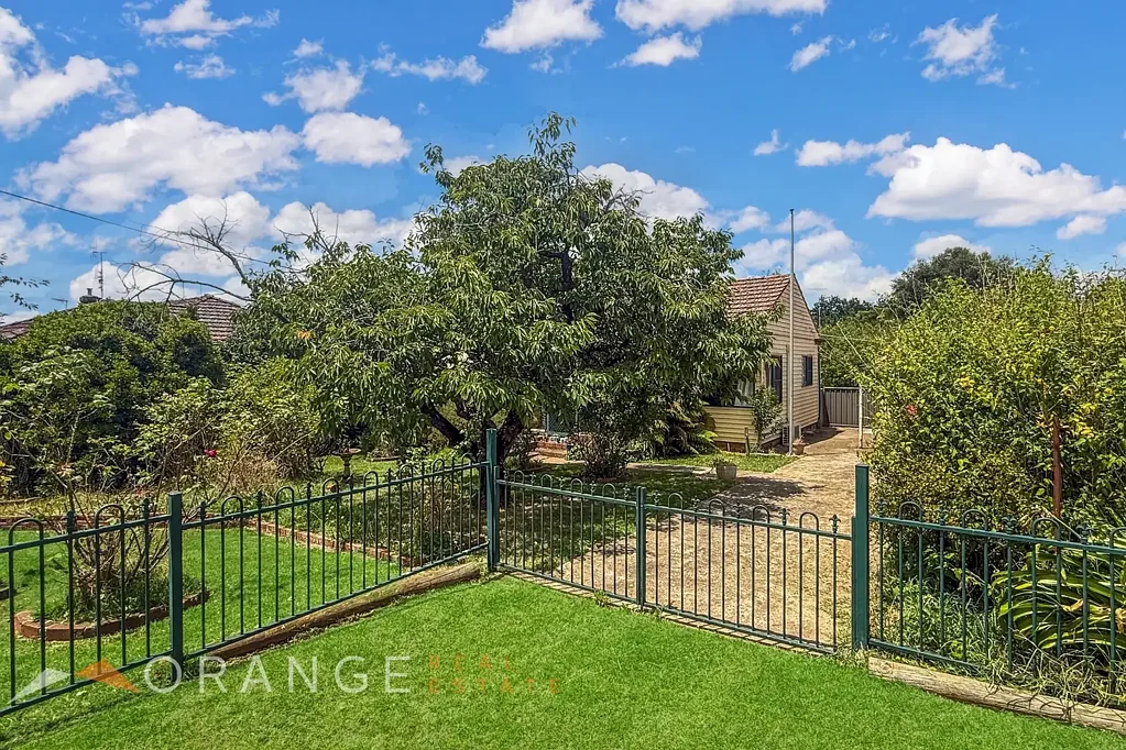 20 Tobruk Crescent, Orange, NSW 2800