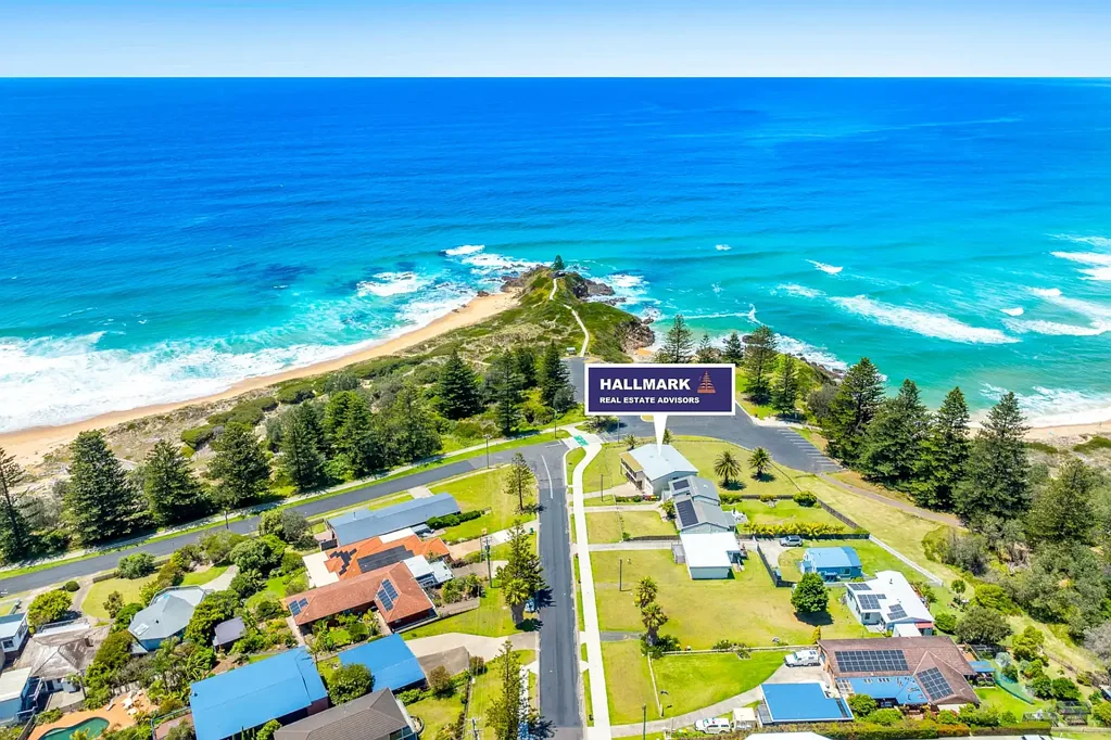 63 Hawkins Road, Tuross Head, NSW 2537