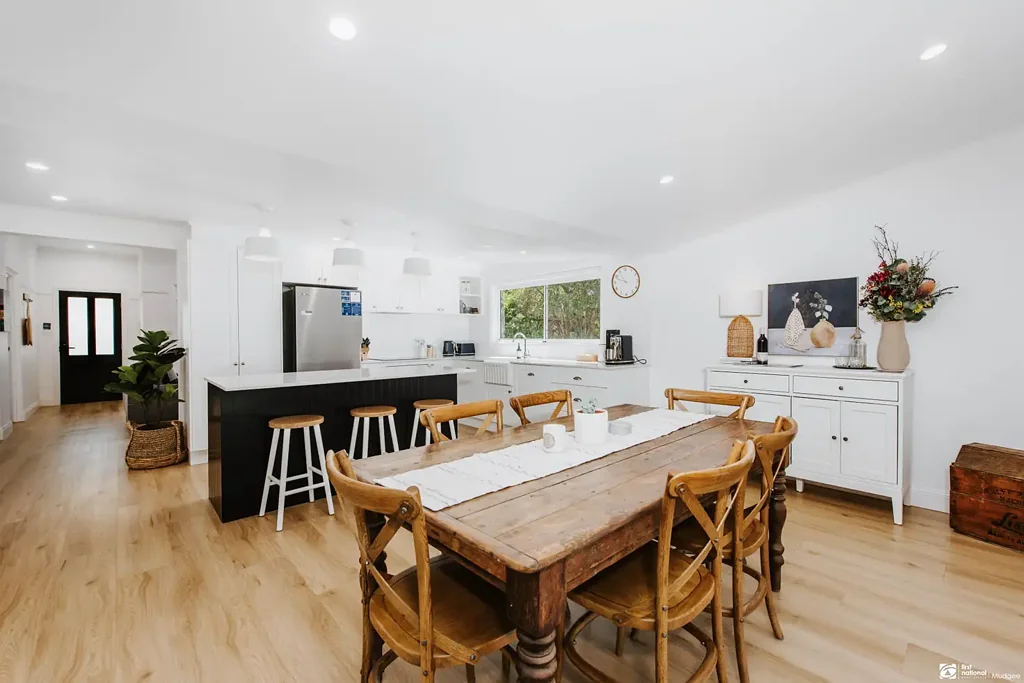 CONVENIENT CBD LIVING WITH STYLE AND COMFORT