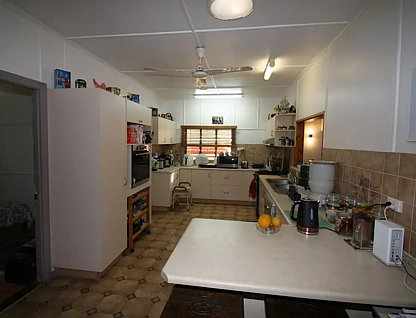 18 Hackett Terrace, Richmond Hill, QLD 4820, 4房, 2浴, House
