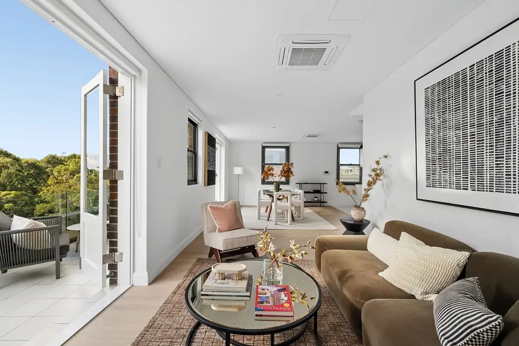Camperdown 2Habitaciones Striking penthouse-style living in landmark warehouse conversion