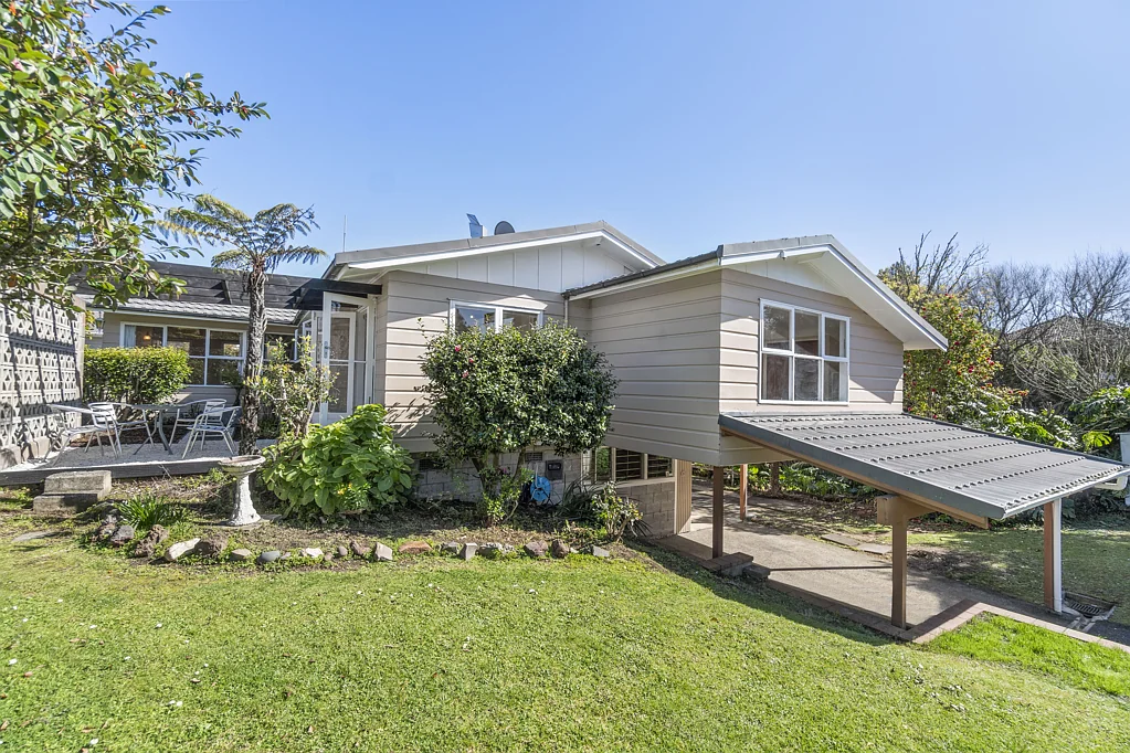 Meadowbank 5ਬੈੱਡਰੂਮ Deceased Estate Sale