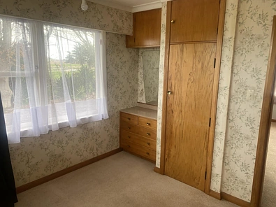 COUNTRY CHARM – 4 Bedroom Home with Extra Office/Sewing Room