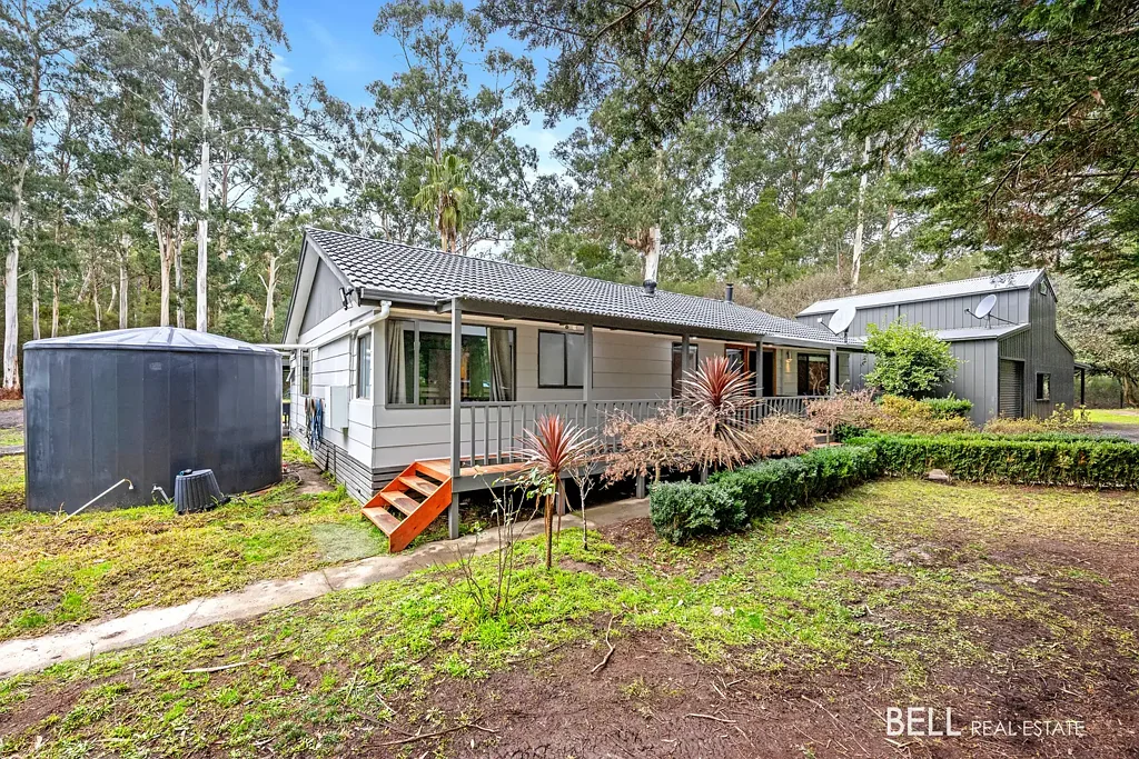 195 Gembrook-Launching Place Road, Launching Place, VIC 3139