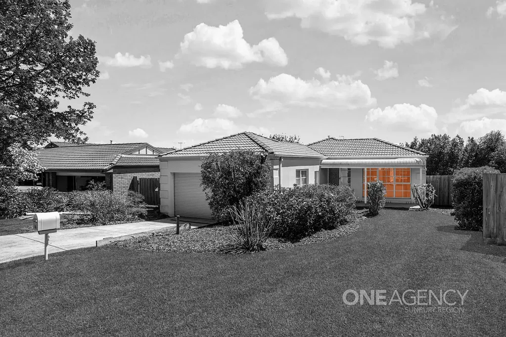 16 Hilltop Way, Gisborne, VIC 3437