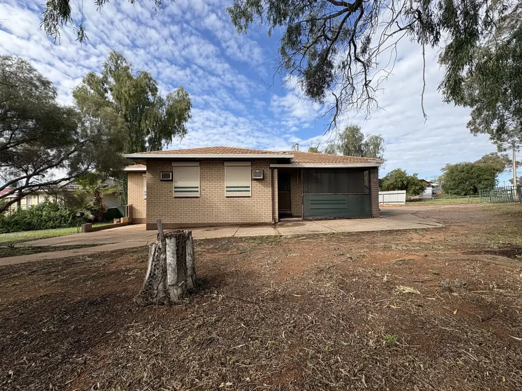 Port Augusta 3房  Spacious Corner-Allotment Home Close to Hospital, School & Beach