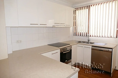9/74 Floss Street, Hurlstone Park, NSW 2193, 2 chambres, 1 salles de bain, Townhouse