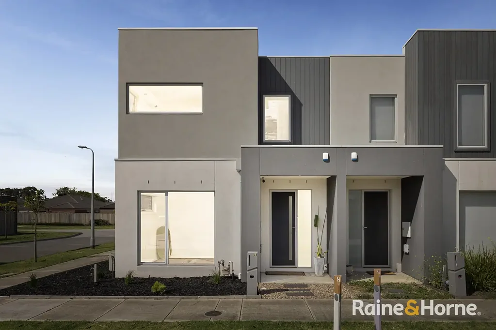 Point Cook 4房 公园旁位置，家庭理想之选 Parkside Position & Family Appeal