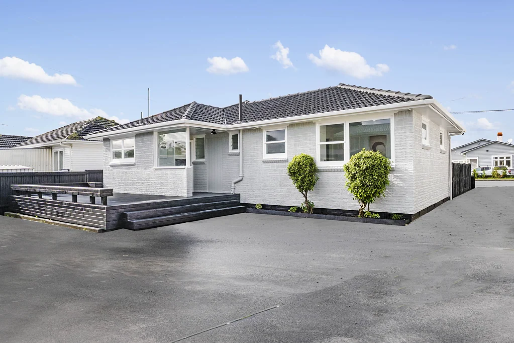 Mount Wellington 3房  Renovated + 528sqm Freehold Land!!!