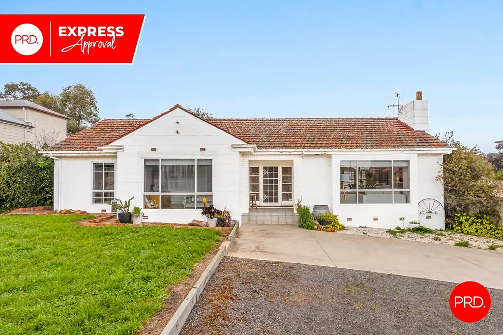 Comfort and Versatility in a Family-Friendly Location