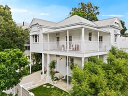 42 Blakeney Street, Highgate Hill