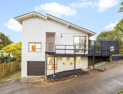 1/10 Heather Place, Sunnynook, North Shore City, 3 ਕਮਰੇ, 2 ਬਾਥਰੂਮ, House