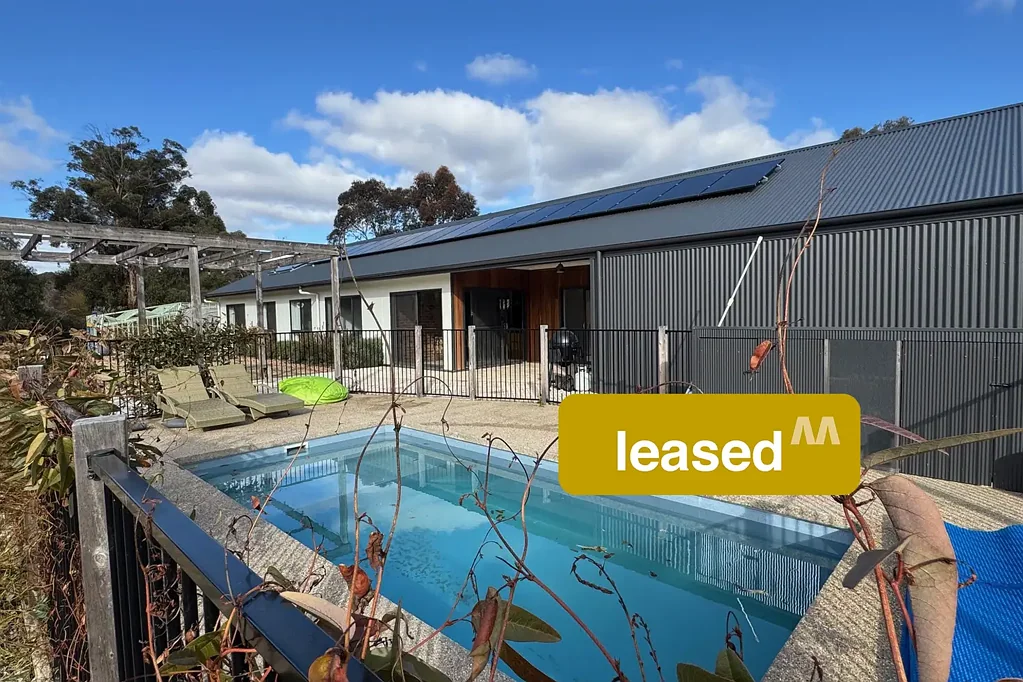 Bushland Views, Northern Sun & Kangaroos at Your Doorstep