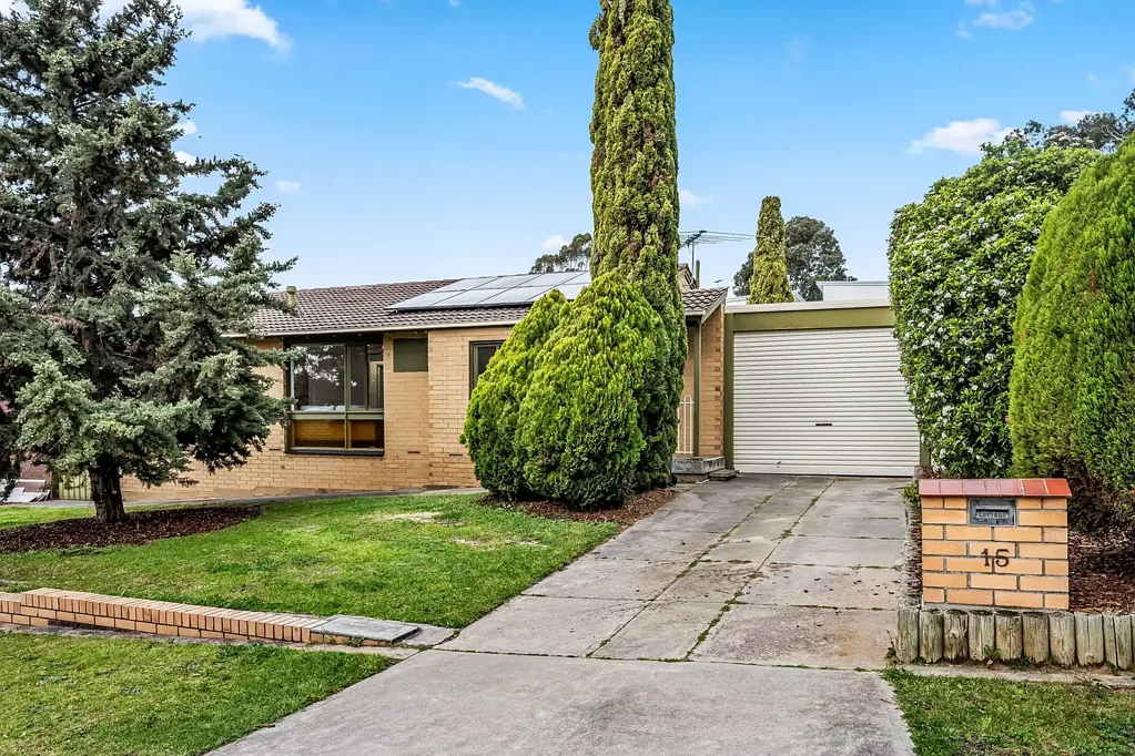 15 Pennant Street, Aberfoyle Park, SA 5159