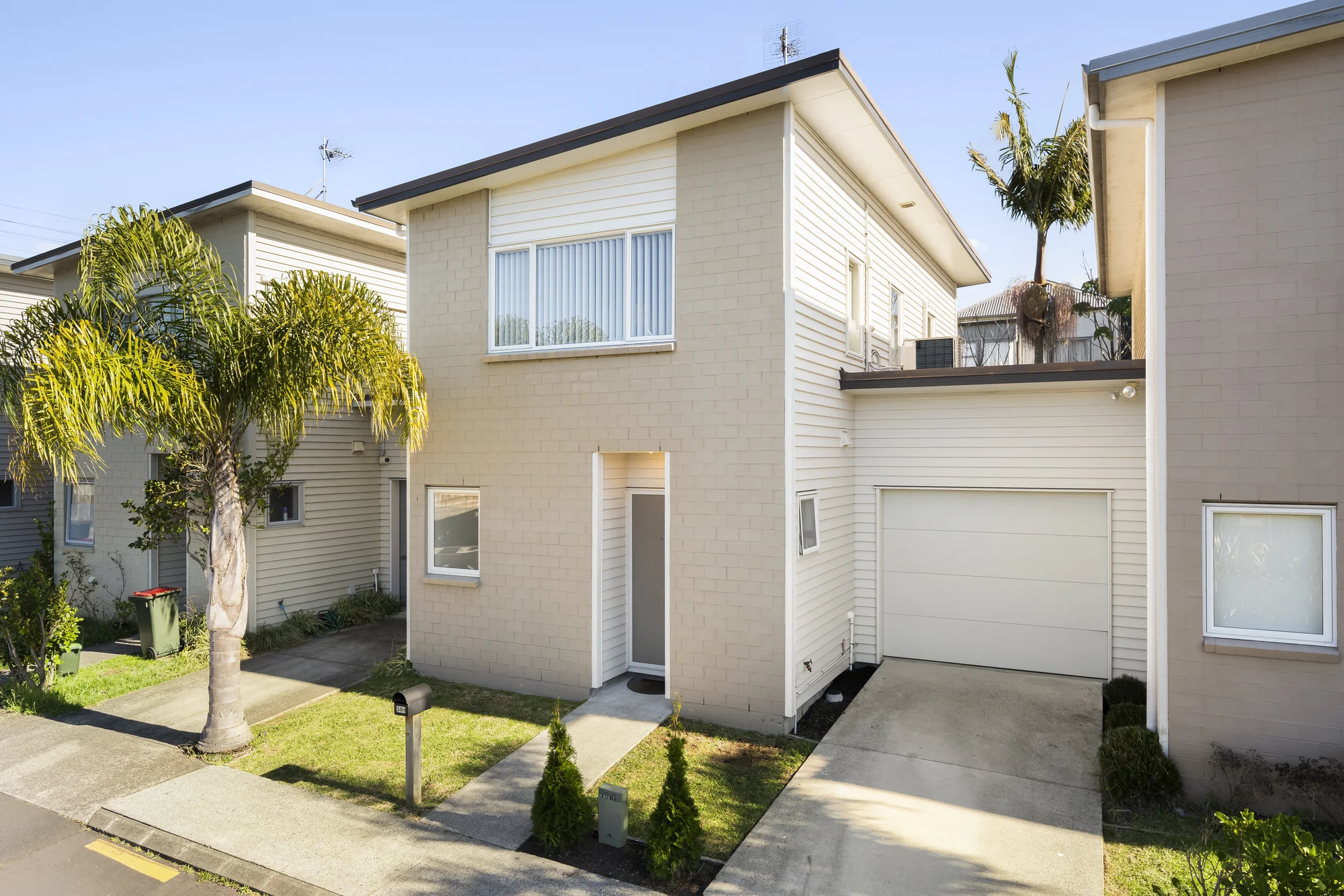 New Lynn 2Zimmer Vendor next home SECURED! This could be YOURS!