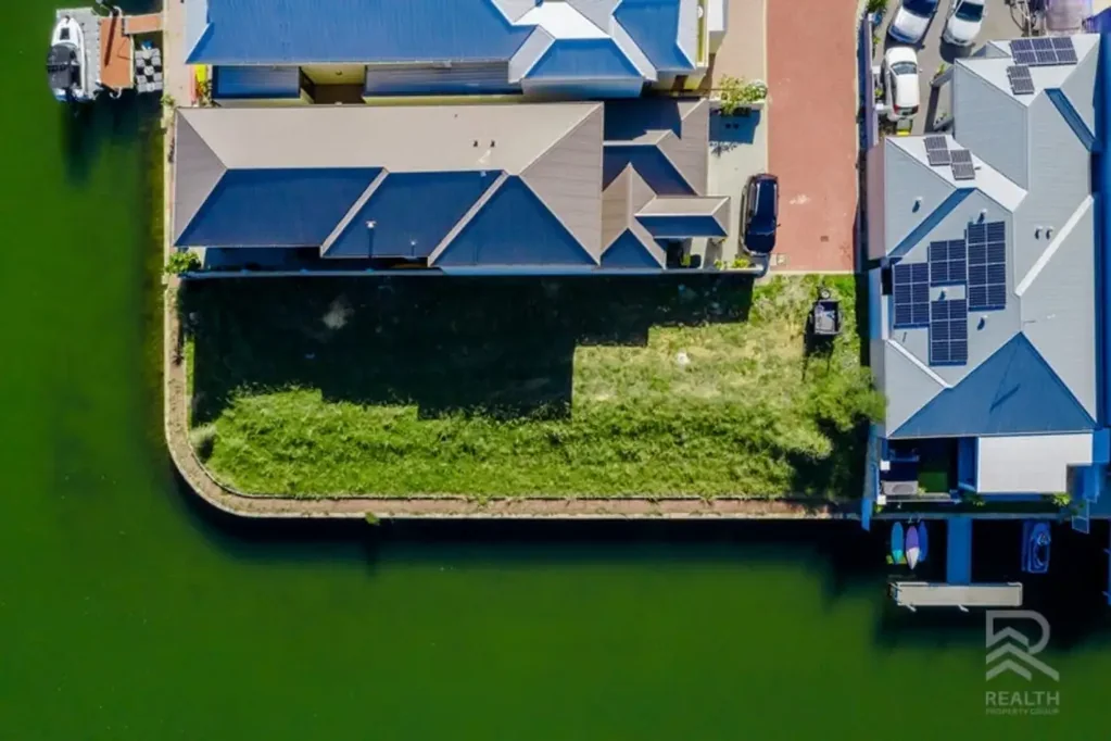 Dudley Park Prime Corner Waterfront Living in Island Estate! Build your dream today!