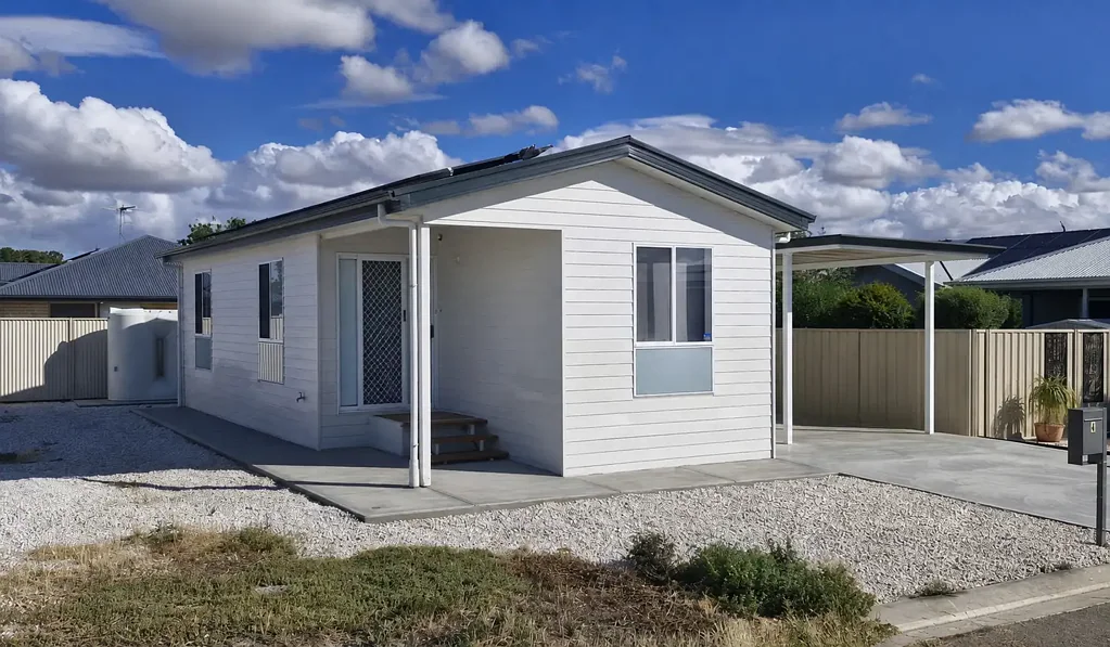 Murray Bridge 2બેડરૂમ Neat, Modern & Packed with Potential