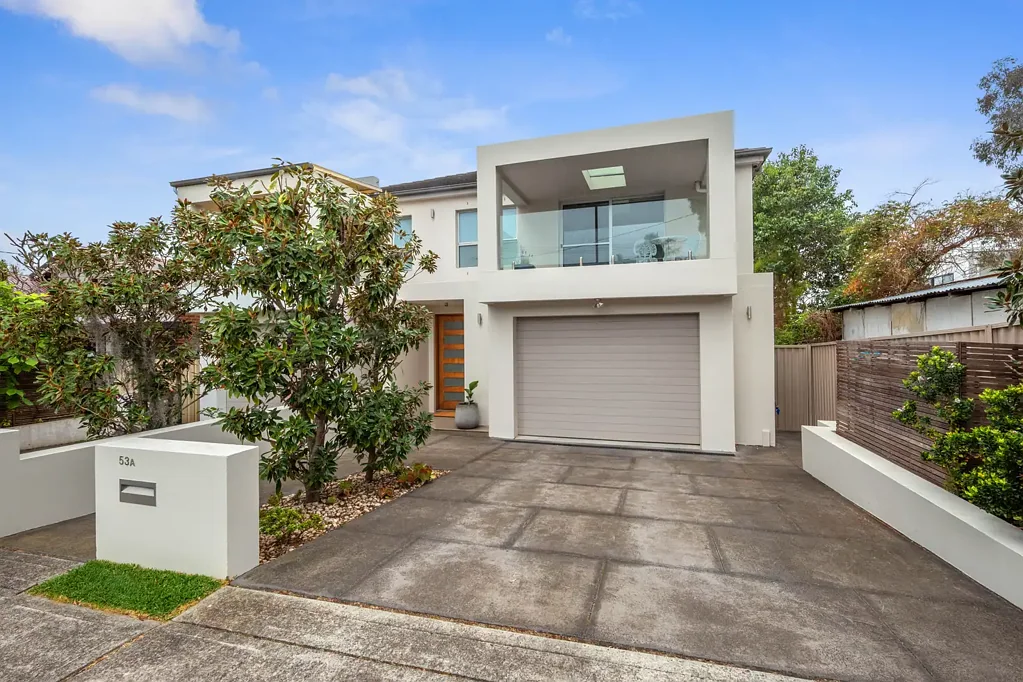 Mortdale 4Zimmer Modern and Spacious Home in Heart of Mortdale
