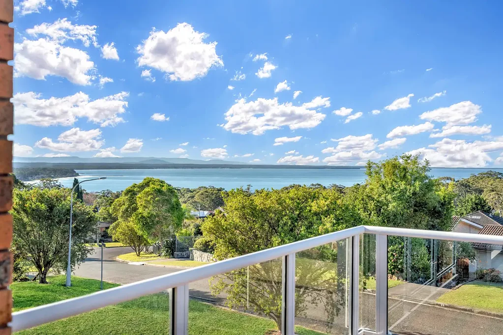 Vincentia 4침실 Where Panoramic Views Meet Family Flexibility
