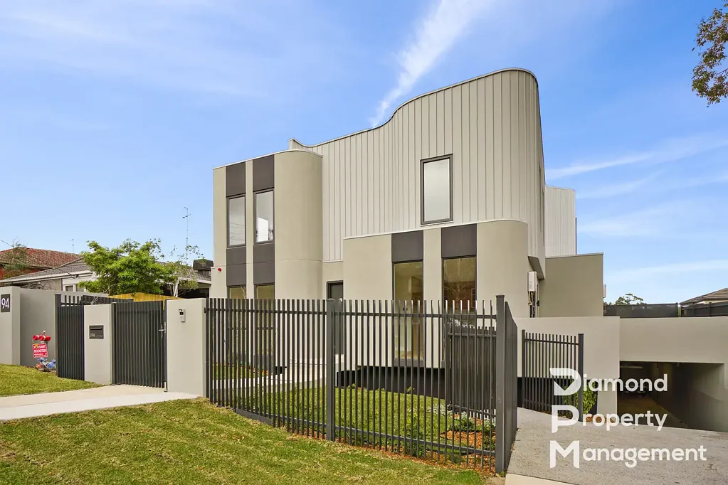 Brand New Seedwood Townhouse for Rent in Templestowe