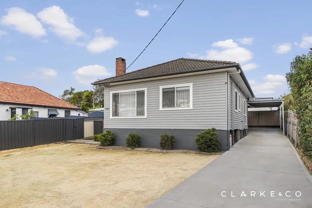 Wallsend 5ห้องนอน STYLISHLY RENOVATED HOME WITH DUAL INCOME POTENTIAL!