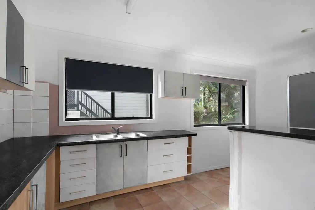 21 Eastern Road, Macleay Island, QLD 4184
