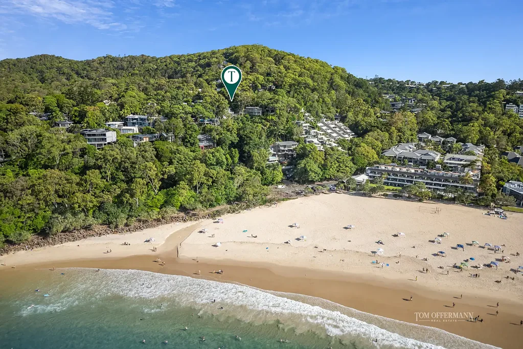 Noosa Heads 3 Slaapkamer Classic Original Beach Cottage; Potential Beyond Compare
