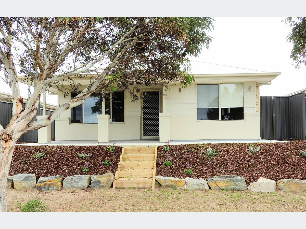 77 PRINCESS ROYAL PDE, HINDMARSH ISLAND SA 5214, 0 Kuwarto, 0 Banyo, House