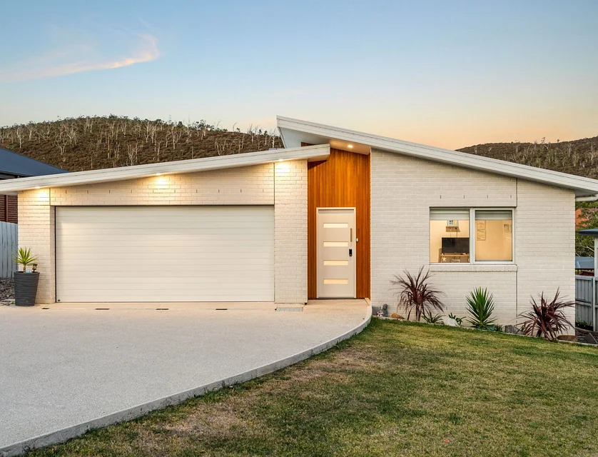 6 Hillmorton Road, Lindisfarne, TAS 7015, 4房, 2浴, 独立屋