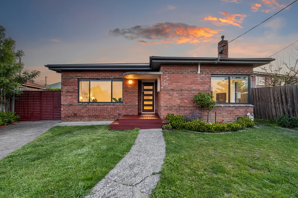 2 Lissadell Court, New Town, TAS 7008